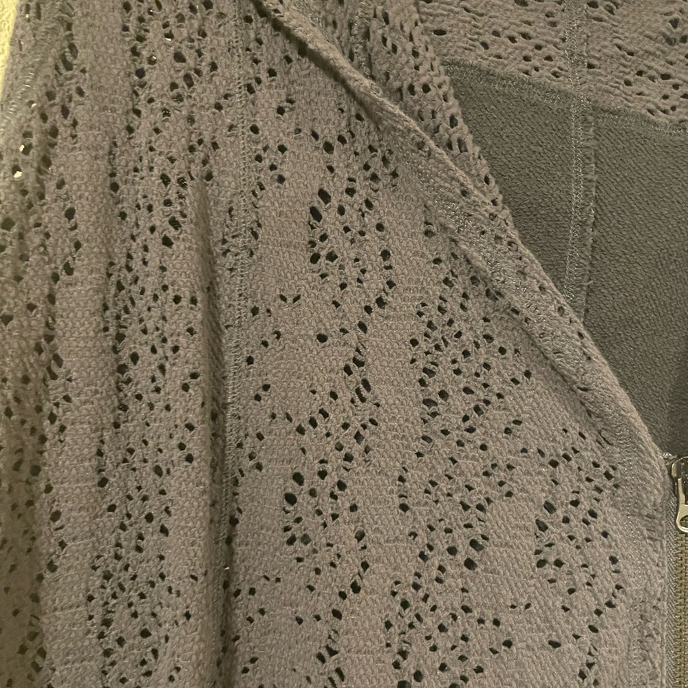Free People Brown Knit Cardigan Sz Medium but oversized Ptp 25” length 31” - Picture 6 of 6